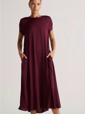 QUINCE: “Washable Stretch Silk Voluminous Maxi Washable Stretch Dress”